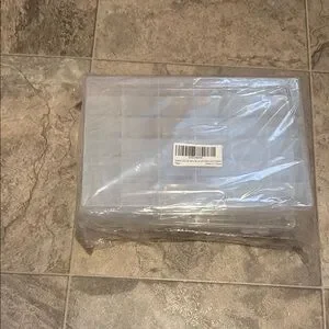 NWT GOSPIRE 2 pcs. 36 grid clear with removable dividers storage containers