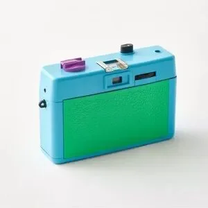 NWT Holga UO Exclusive 135BC 35mm Plastic Camera