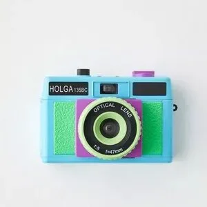NWT Holga UO Exclusive 135BC 35mm Plastic Camera