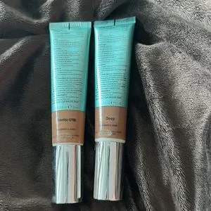 NWT IT Cosmetics CC+ Oil Free Matte Poreless Finish Full Coverage SPF 40