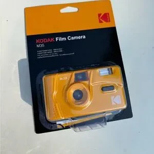 NWT Kodak M35 35mm Camera