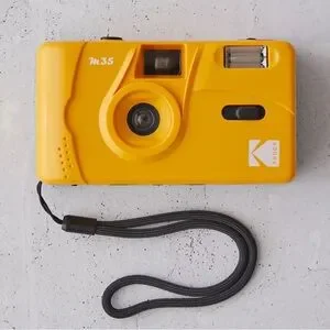 NWT Kodak M35 35mm Camera
