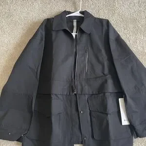 NWT Lululemon Glyde 2-in-1 Adaptable Jacket Water Resistant Black Size Small