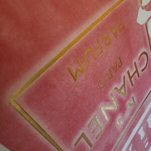 NWT Luxury Canvas Wall Decor Chanel No 5 Roses