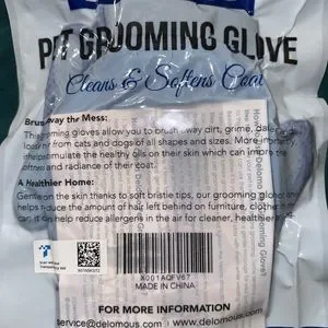NWT Pet Grooming Glove