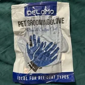 NWT Pet Grooming Glove