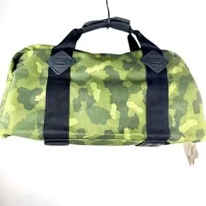 NWT - Poler Mini Skateboard Duffel -5706-GCO- Green Camo - OS