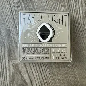 NWT Pottery Barn Ray Of Light Power Bank Photo Light Touch-up Mirror Selfie