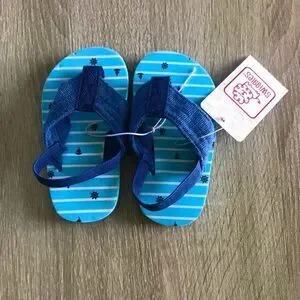 NWT … SWIGGLES “Size: Small (5-6)” Flip Flop Shoes