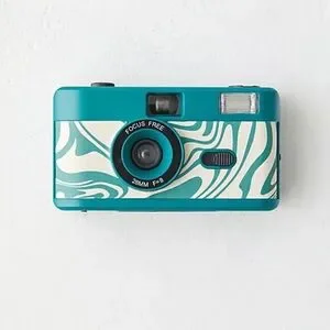NWT Urban Outfitters Swirl 35mm Flash Camera