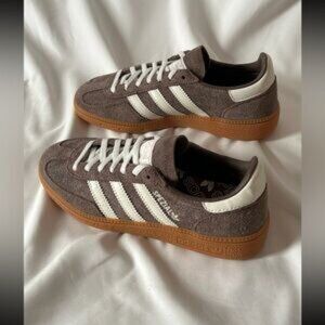 NWT Women's Adidas Handball Spezial Shoes Brown White