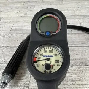 Oceanic Pressure Gauge Console 5000 PSI With Compass As-is Untested