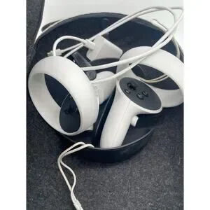 Oculus 2 With 2 Controllers Charger Travel Case Tested Works