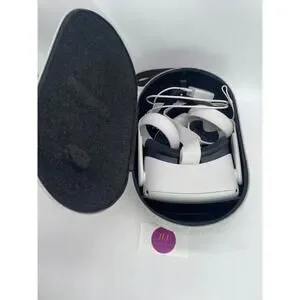 Oculus 2 with 2 Controllers Charger Travel Case Tested Works