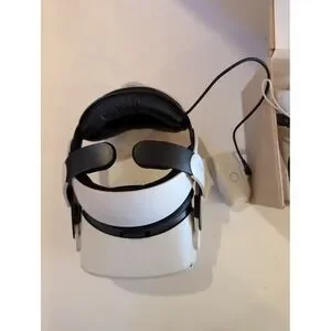 Oculus Quest 2 VR Headset W/ Controllers & Accessories In Box - Tested