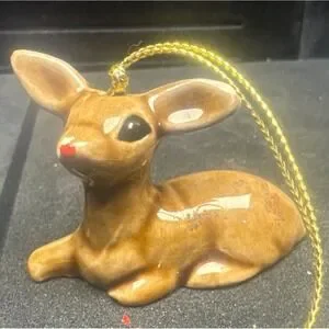 Old Hagen Renaker Tiny Lying Fawn