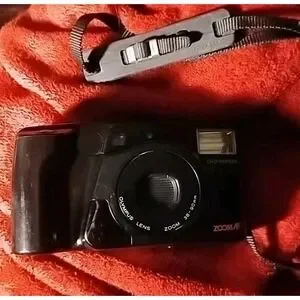 Olympus Infinity Zoom Camera 230 AF 38-90mm Point &Shoot 35mm W/remote QD Tested
