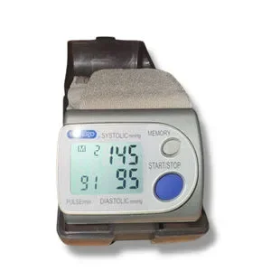 Omron 3 Series Wrist Blood Pressure Monitor with Case Working