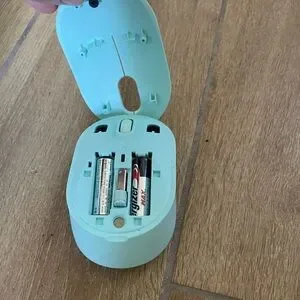 ONN Mint Green Wireless Mouse: Battery Powered