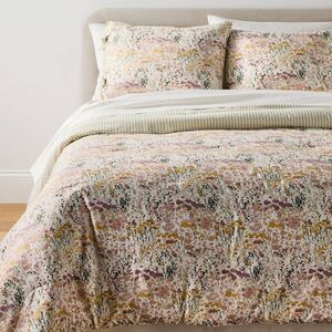 Open Box - Reversible Floral and Stripe Comforter Twin/Twin E Pink