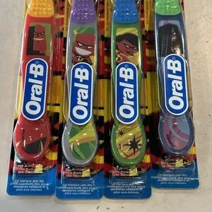 Oral-B Disney Stage 4 Toothbrushes Incredibles Family Mr Violet Jack (Set Of 4)