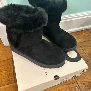 •SO•Black•Faux Fur•Winter Boots•Excellent Condition•