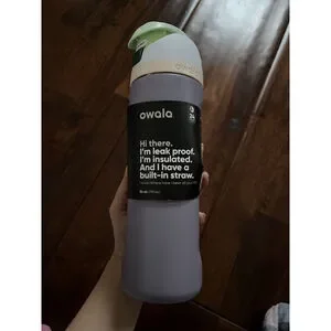 Owala FreeSip Stainless Steel Water Bottle / 24oz / Color: Due North