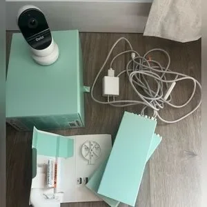 Owlet Cam 2 Smart Baby Monitor Like New