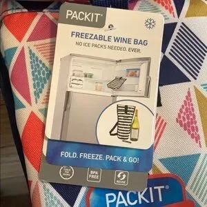 Packit Freezable Wine Bag New