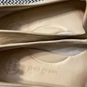 Paul Green Daniella Beige Suede/Patent Leather Cap Toe Slip On Shoes Sz-7(9-9.5)