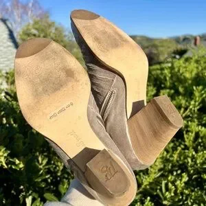 Paul Green Malibu Sliced Zip Bootie Brushed Smoke Silver Size 6
