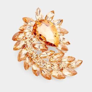 Peach Glass Crystal Marquise Cluster Rose Gold Brooch Peach Glass Crystal Marquise Cluster Rose Gold Brooch