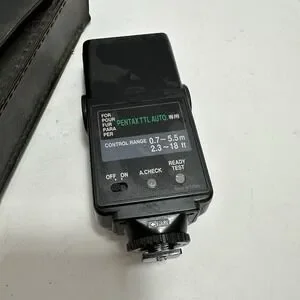Pentax AF 220T Shoe Mount Flash For Pentax SLR DSLR AF Bounce GN22 (m/ISO 100)‎