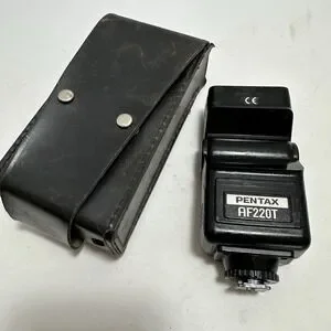 Pentax AF 220T Shoe Mount Flash for Pentax SLR DSLR AF Bounce GN22 (m/ISO 100)‎
