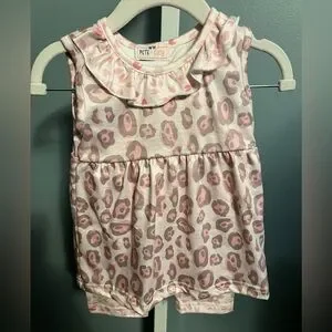 Pete and Lucy Pink Leopard Ruffle Tank Top and Floral Capris NWT 6-12 months