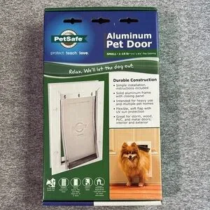 PetSafe Aluminum Pet Door with Soft Flap NWT