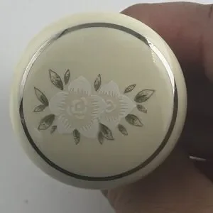 PFALTZGRAFF Knob Heirloom Drawer Cabinet Pulls Country White Rose Vintage Set‎ 6