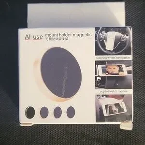 Phone magnet