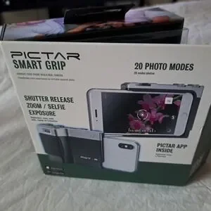 Pictar Smart Grip SmartPhone Camera Grip For IPhone And Android (Black)