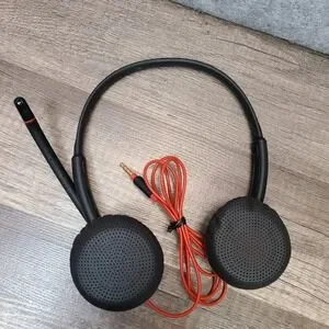 Plantronics C3200 Wired 3.5mm Jack Headset W/ USB Adapter & Case‎