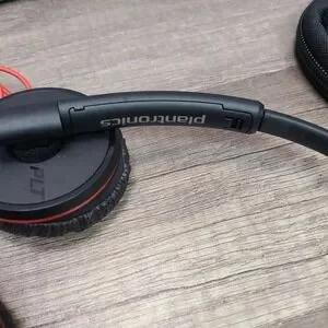 Plantronics C3200 Wired 3.5mm Jack Headset W/ USB Adapter & Case‎