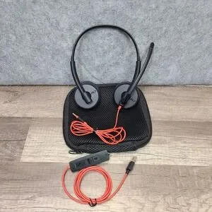 Plantronics C3200 Wired 3.5mm Jack Headset W/ USB Adapter & Case