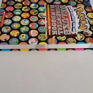 Pokemon - Gotta Catch 'Em All - Deluxe Essential Handbook (2016)