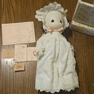 Porcelin Precious Moments Birth Certificate Set