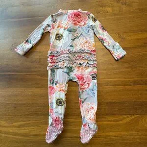 POSH PEANUT Floral Ruffled Footie Pajamas Girls 0-3 Infant Ruffle Bamboo Zippie