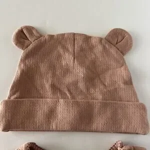Quincy Mae Organic Pointelle Skirted Bodysuit & Hat