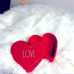 Rae Dunn Valentines Container LOVE heart ❤️ Jewelry Box