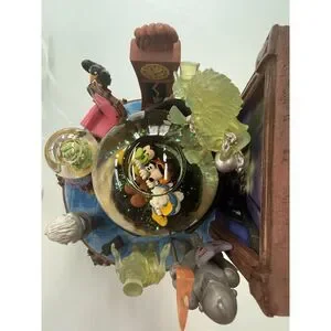 RARE HAUNTED MANSION LARGE SNOWGLOBE New With Working Music
