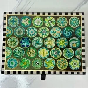Rare MacKenzie Childs Vintage Buttons Courtly Check Emerald Green Jewelry Box HF
