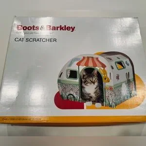 RARE NWT (new In Box) Boots & Barkley Happy Easter Cat Camper Cat Scratcher